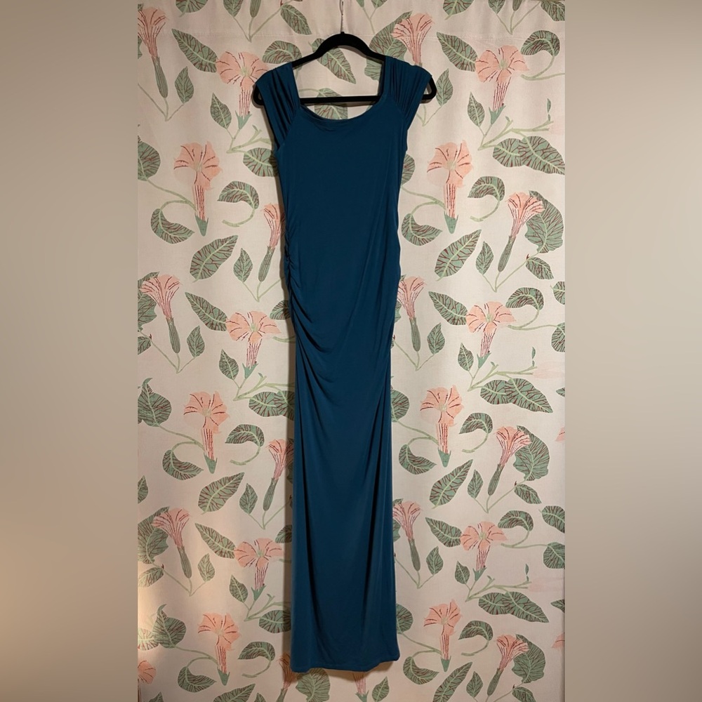 Long maternity dress 💙